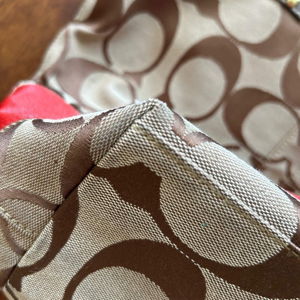 Coach, Y2K shoulder bag, red and brown​​​​ - Picture 5 of 12